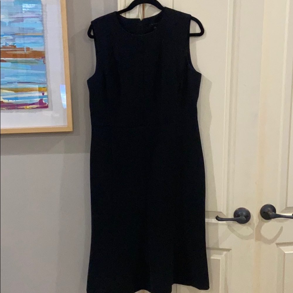 Ann taylor classic the flare dress black